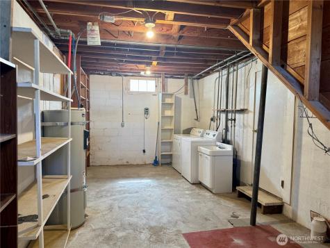 216 NW Cole Avenue Wilbur WA 99185