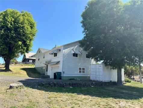 216 NW Cole Avenue Wilbur WA 99185