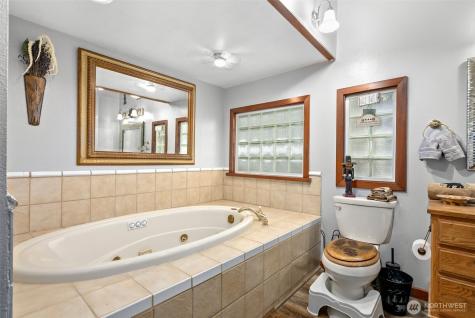 4914 182nd Avenue SW Longbranch WA 98351