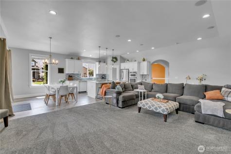 106 Whitmore Court Buckley WA 98321