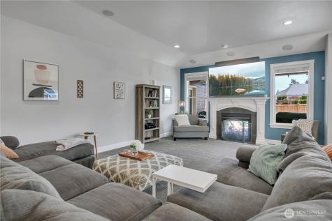 106 Whitmore Court Buckley WA 98321