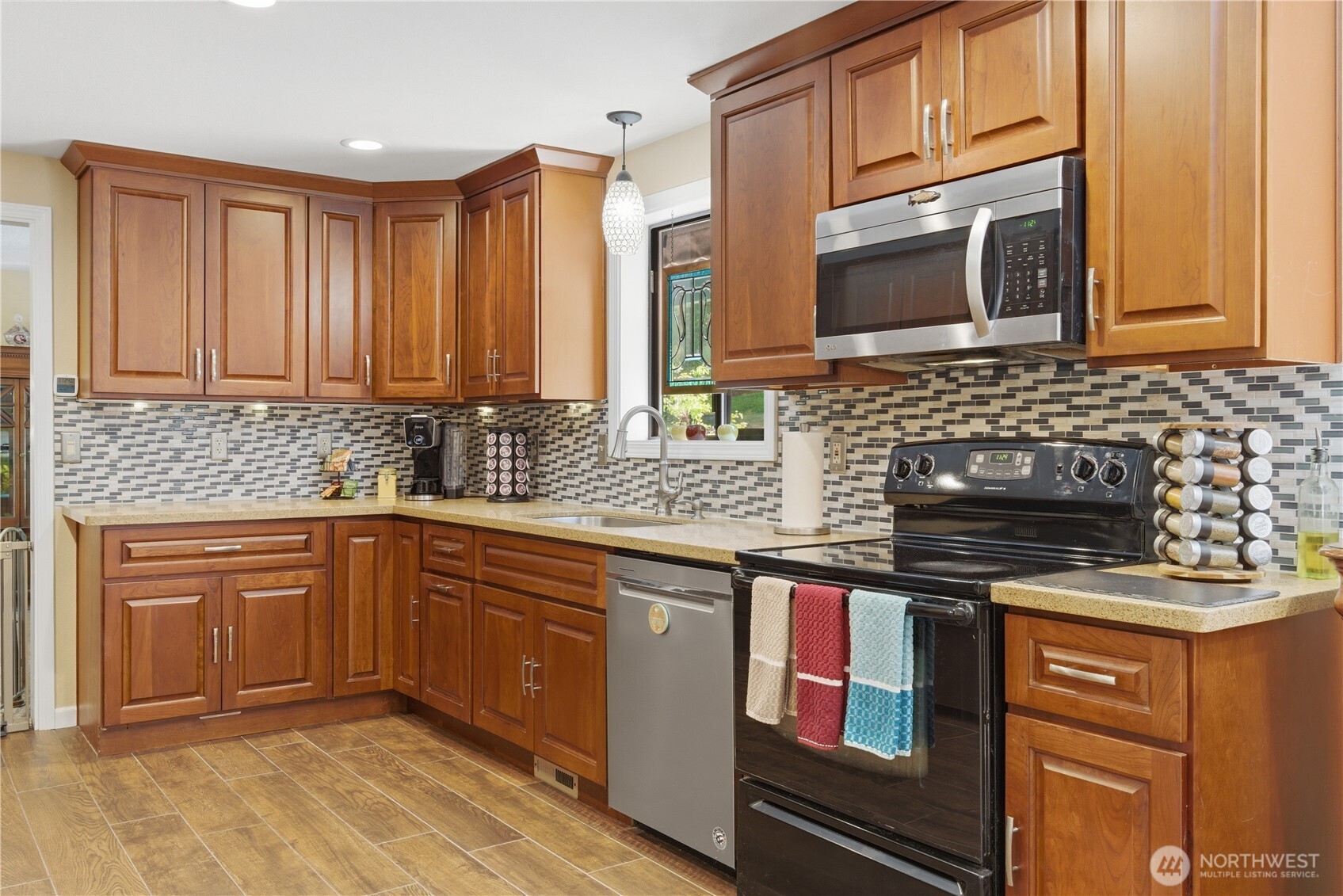 15257 Bandix Road SE Olalla WA 98359