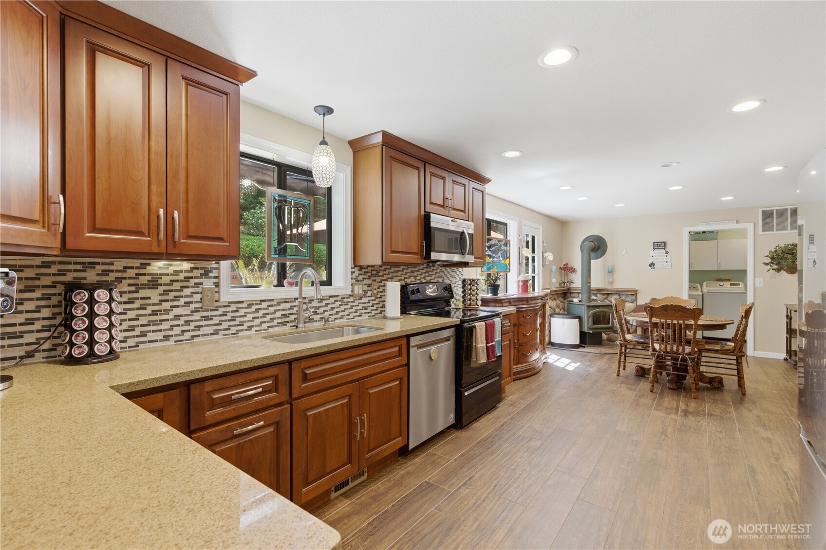 15257 Bandix Road SE Olalla WA 98359