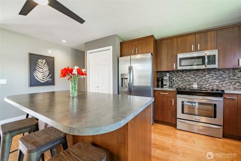 8105 Cowichan Road Blaine WA 98230
