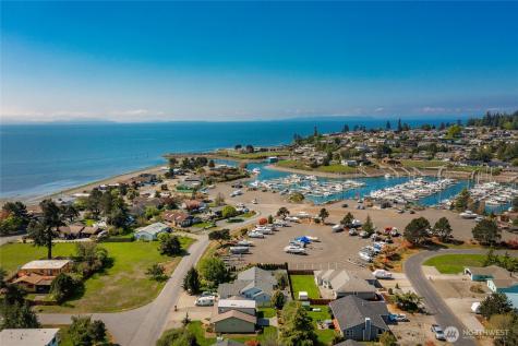 8105 Cowichan Road Blaine WA 98230