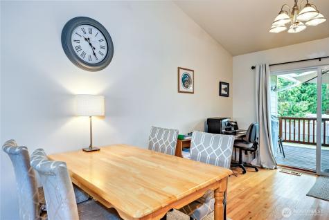 2560 NE William E Sutton Road Bremerton WA 98311