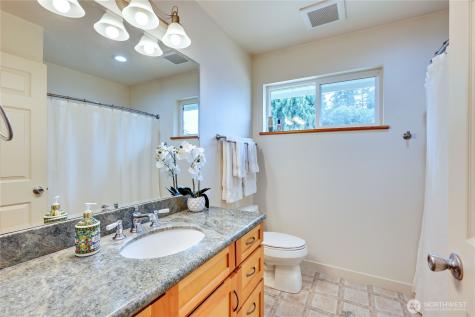 2560 NE William E Sutton Road Bremerton WA 98311
