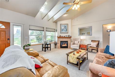 2560 NE William E Sutton Road Bremerton WA 98311