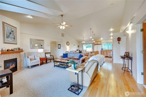 2560 NE William E Sutton Road Bremerton WA 98311