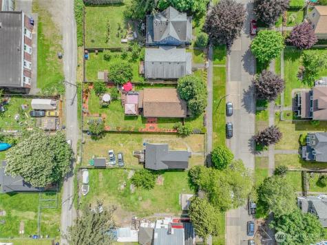 1939 S L Street Tacoma WA 98405