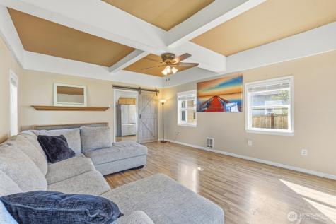 1939 S L Street Tacoma WA 98405
