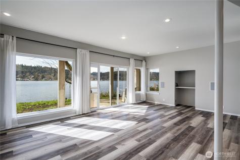 17714 Kingfisher Cove Lane Mount Vernon WA 98274