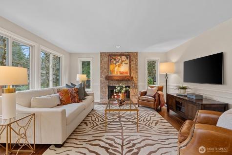 2524 225th Place NE Sammamish WA 98074