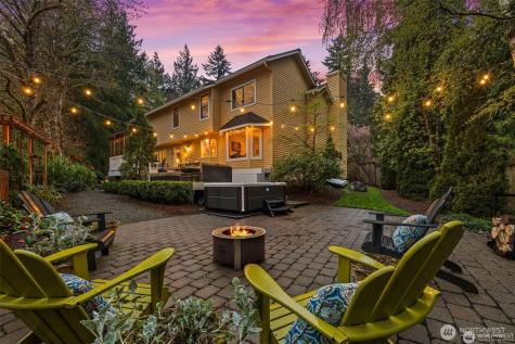 2524 225th Place NE Sammamish WA 98074
