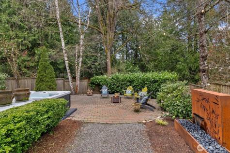2524 225th Place NE Sammamish WA 98074
