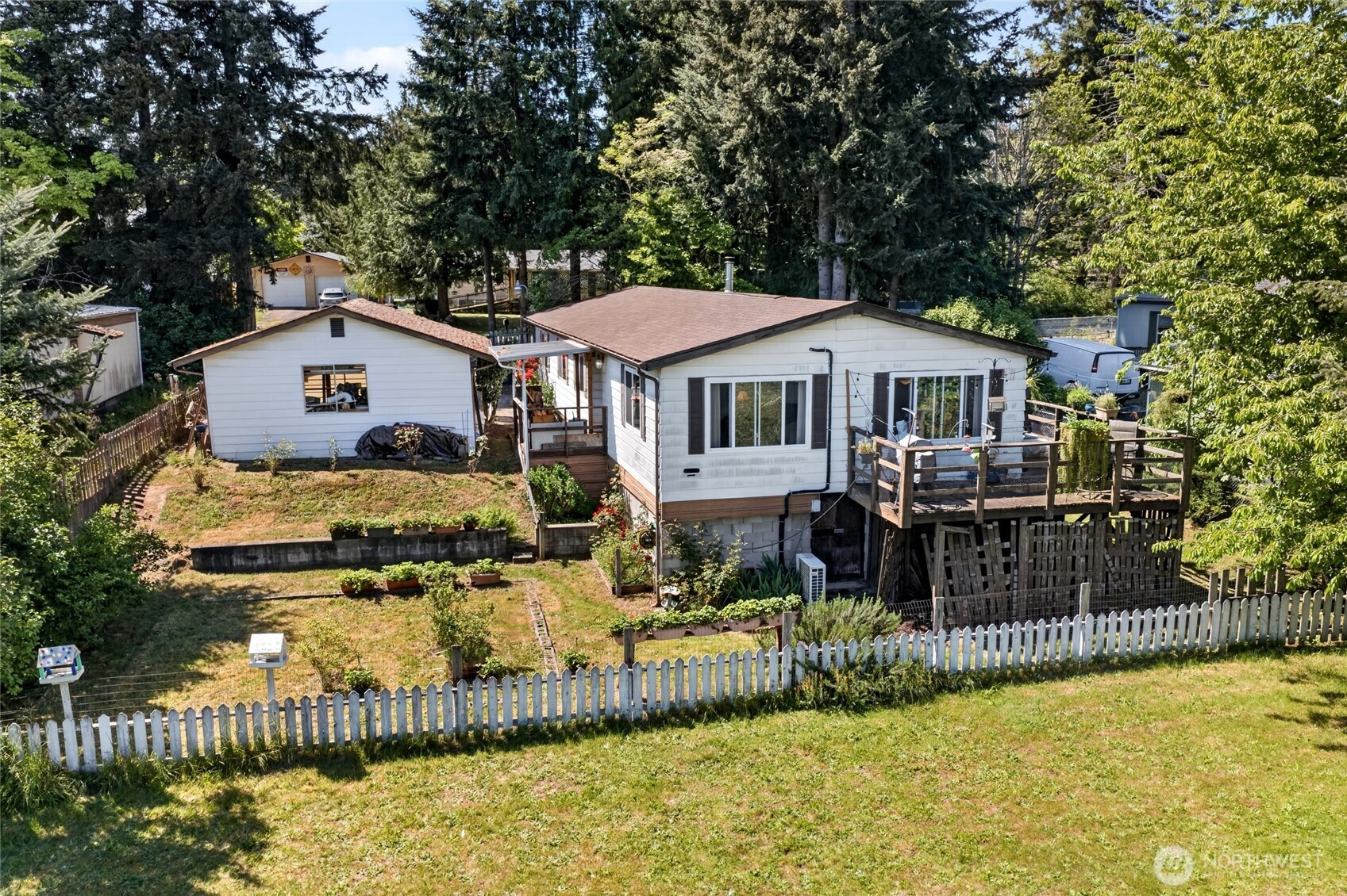 13413 Cedar Cir E Bonney Lake WA 98391