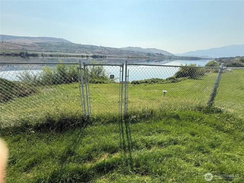 171 Sunset Drive W Brewster WA 98811