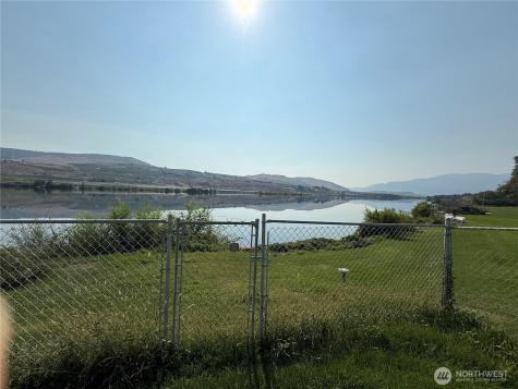 171 Sunset Drive W Brewster WA 98811