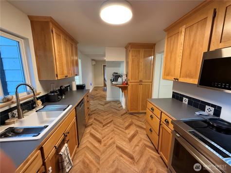 171 Sunset Drive W Brewster WA 98811