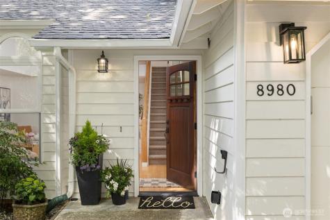 8980 Bay Street NE Bainbridge Island WA 98110