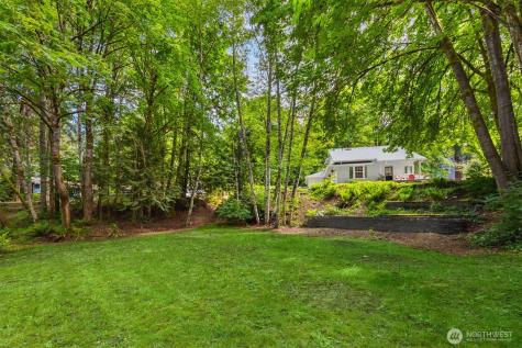 8980 Bay Street NE Bainbridge Island WA 98110