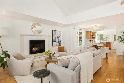 8980 Bay Street NE Bainbridge Island WA 98110
