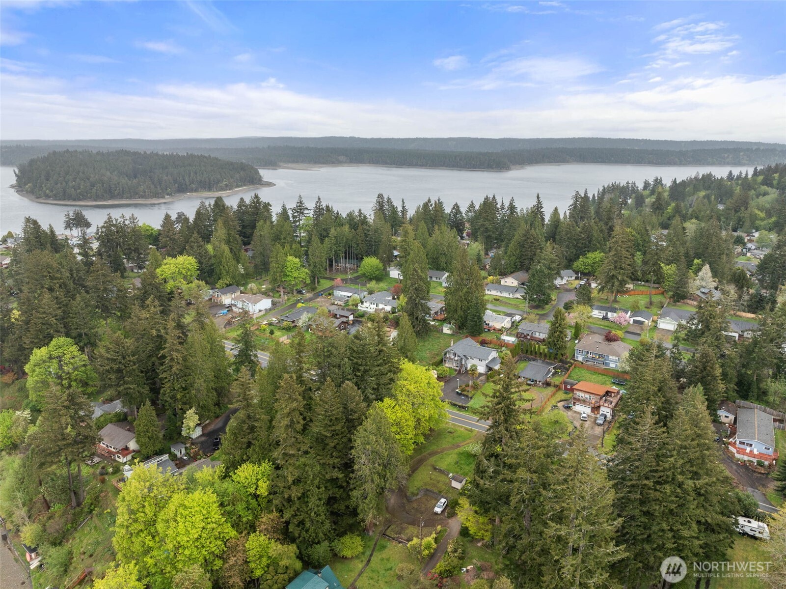 10023 Whitecap Drive NW Olympia WA 98502