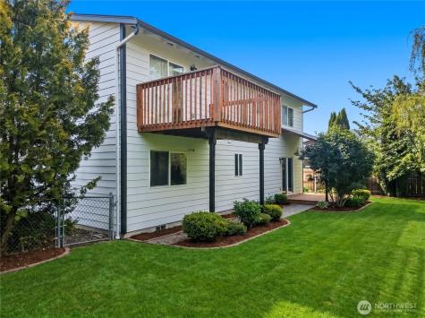 27828 74th Avenue NW Stanwood WA 98292