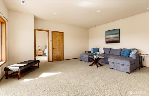 650 Skymeadow Drive Coupeville WA 98239