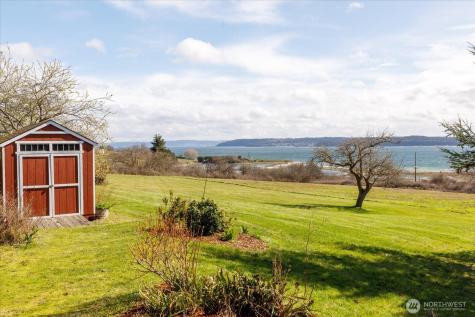 650 Skymeadow Drive Coupeville WA 98239