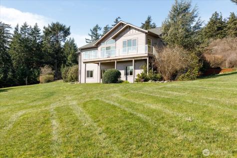 650 Skymeadow Drive Coupeville WA 98239