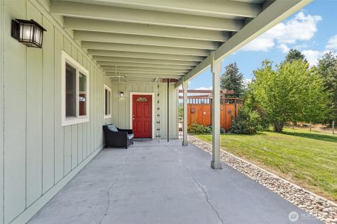 18527 Hazel Street Leavenworth WA 98826