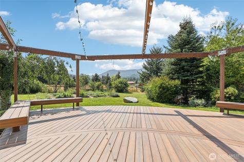 18527 Hazel Street Leavenworth WA 98826