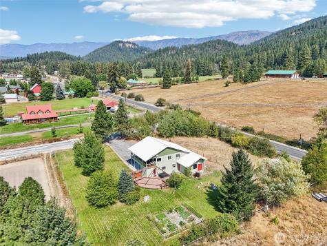 18527 Hazel Street Leavenworth WA 98826