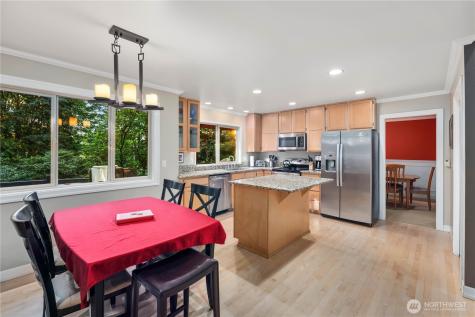 16502 NE 180th Place Woodinville WA 98072