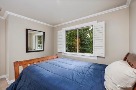 16502 NE 180th Place Woodinville WA 98072