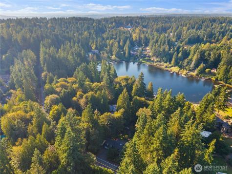 16502 NE 180th Place Woodinville WA 98072