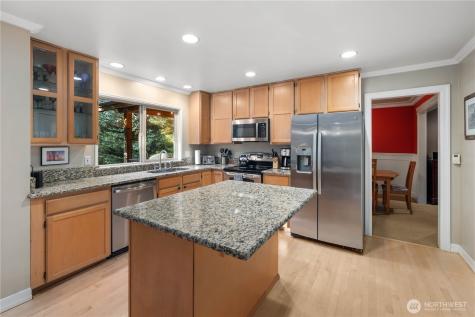 16502 NE 180th Place Woodinville WA 98072