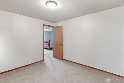 1704 197th Avenue SW Lakebay WA 98349