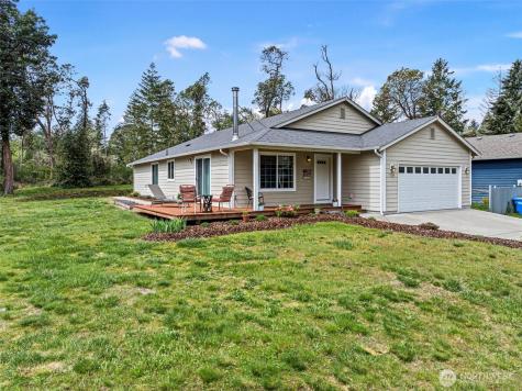 1704 197th Avenue SW Lakebay WA 98349