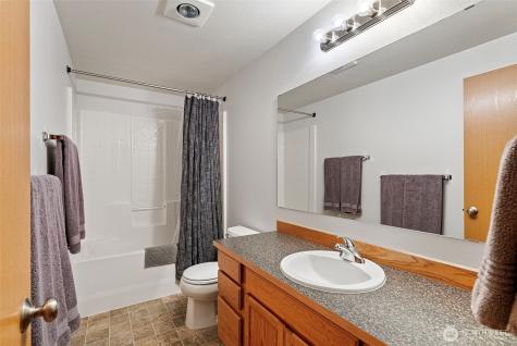 1704 197th Avenue SW Lakebay WA 98349