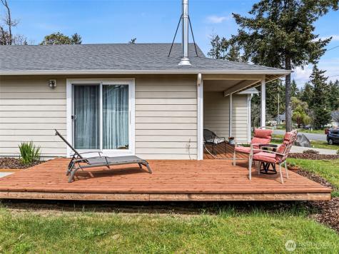 1704 197th Avenue SW Lakebay WA 98349