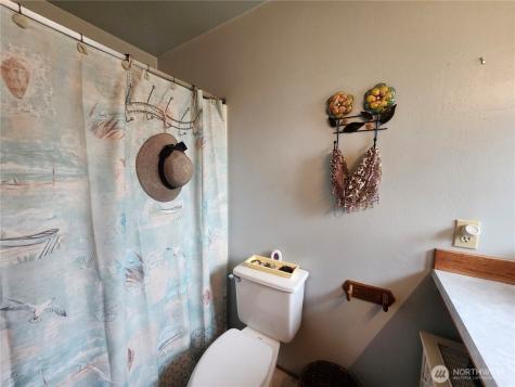 1802 N 35th Street Mount Vernon WA 98273