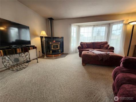 1802 N 35th Street Mount Vernon WA 98273