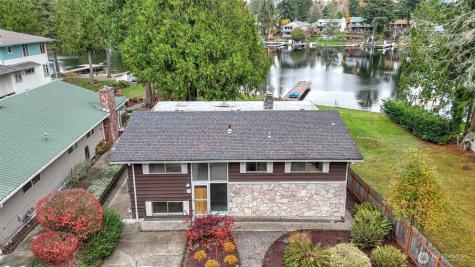 31430 W Lake Morton Drive SE Kent WA 98042