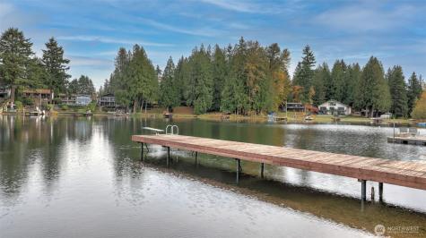 31430 W Lake Morton Drive SE Kent WA 98042