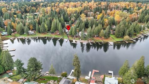 31430 W Lake Morton Drive SE Kent WA 98042