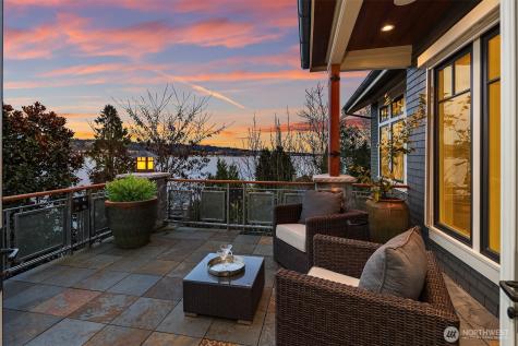 4102 100th Avenue SE Mercer Island WA 98040