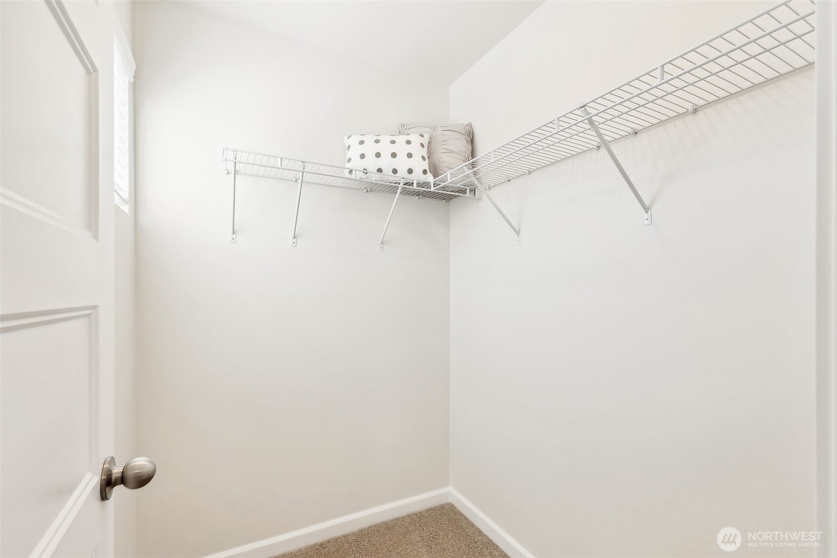27018 30th Place S Kent WA 98032