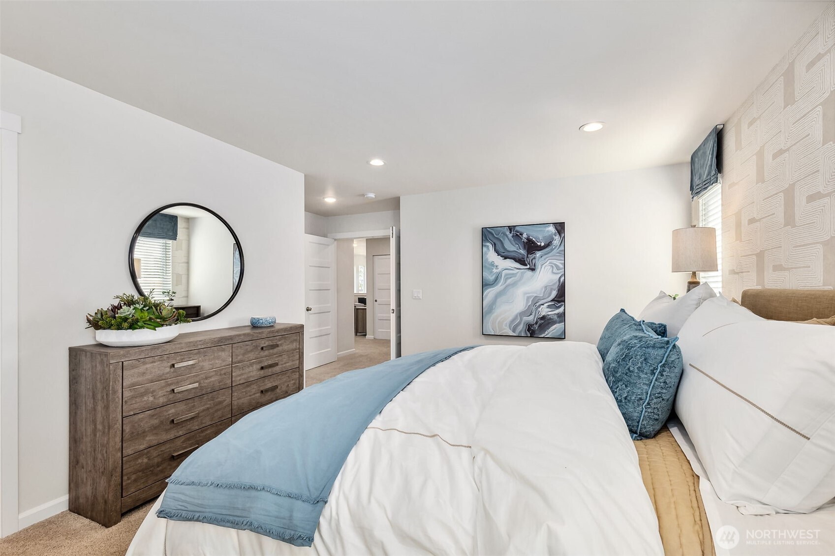 27018 30th Place S Kent WA 98032